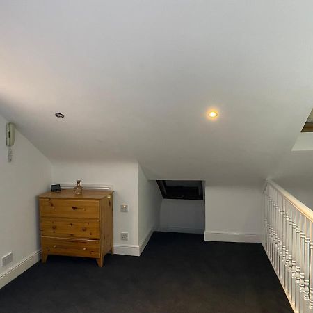 Studio Flat Hatch End Exteriér fotografie
