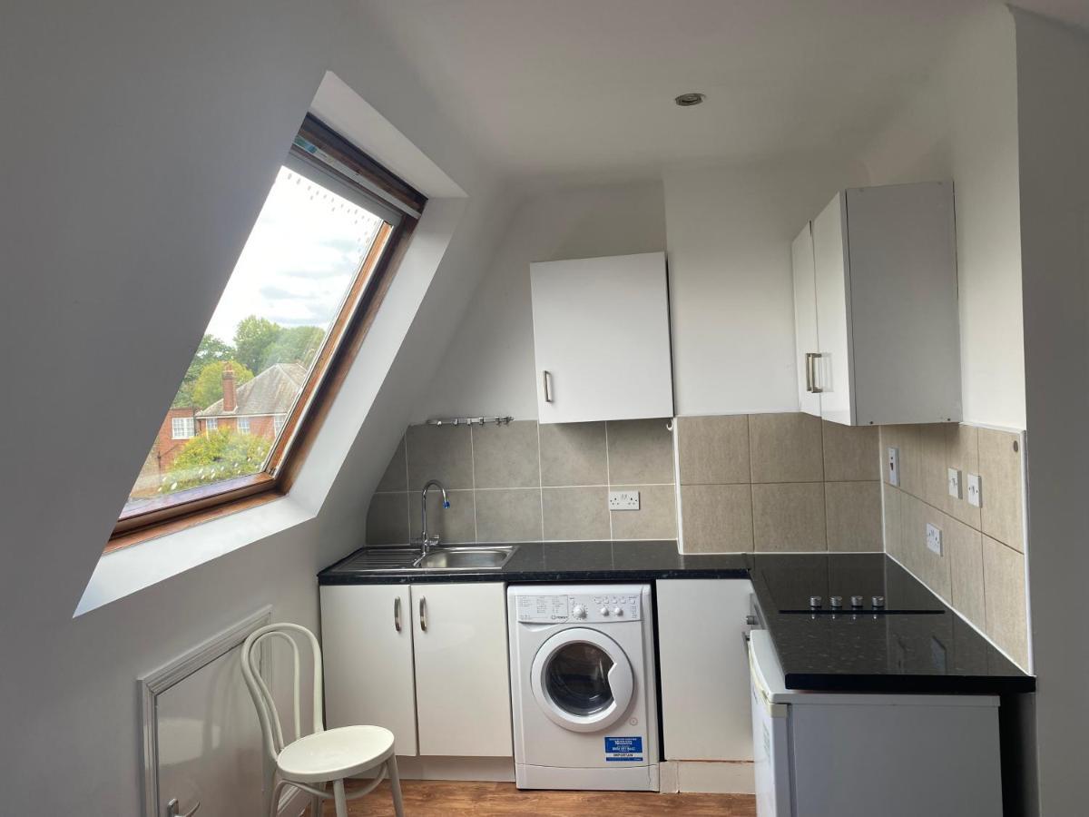 Studio Flat Hatch End Exteriér fotografie